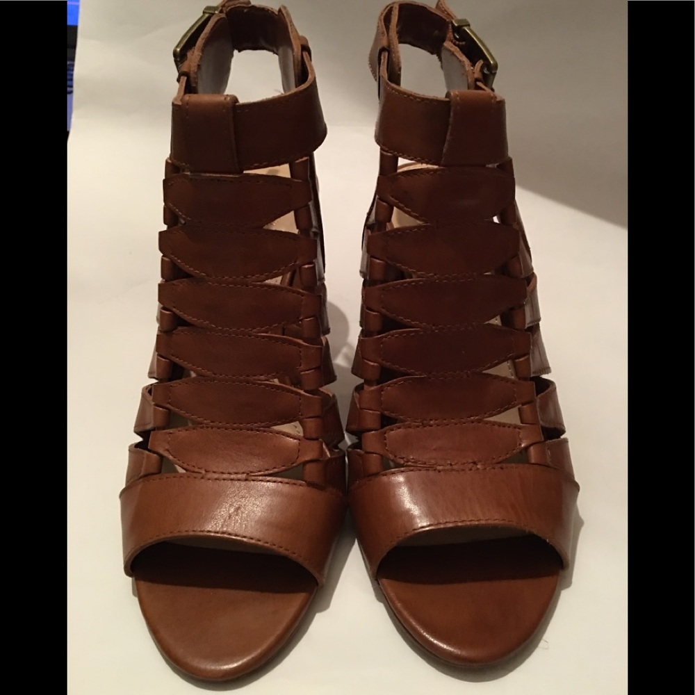 Vince Camuto “Elika” Leather Sandal.  Size 7.